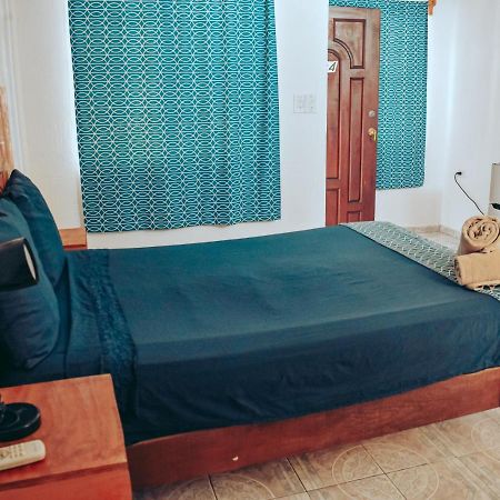 Les Trois Singes - Friendly Hostel Исла Мухерес Екстериор снимка