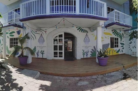 Les Trois Singes - Friendly Hostel Исла Мухерес Екстериор снимка