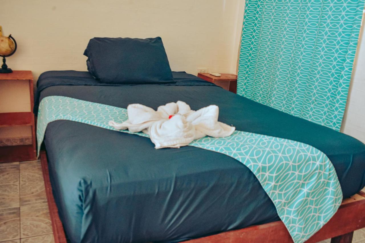 Les Trois Singes - Friendly Hostel Исла Мухерес Екстериор снимка