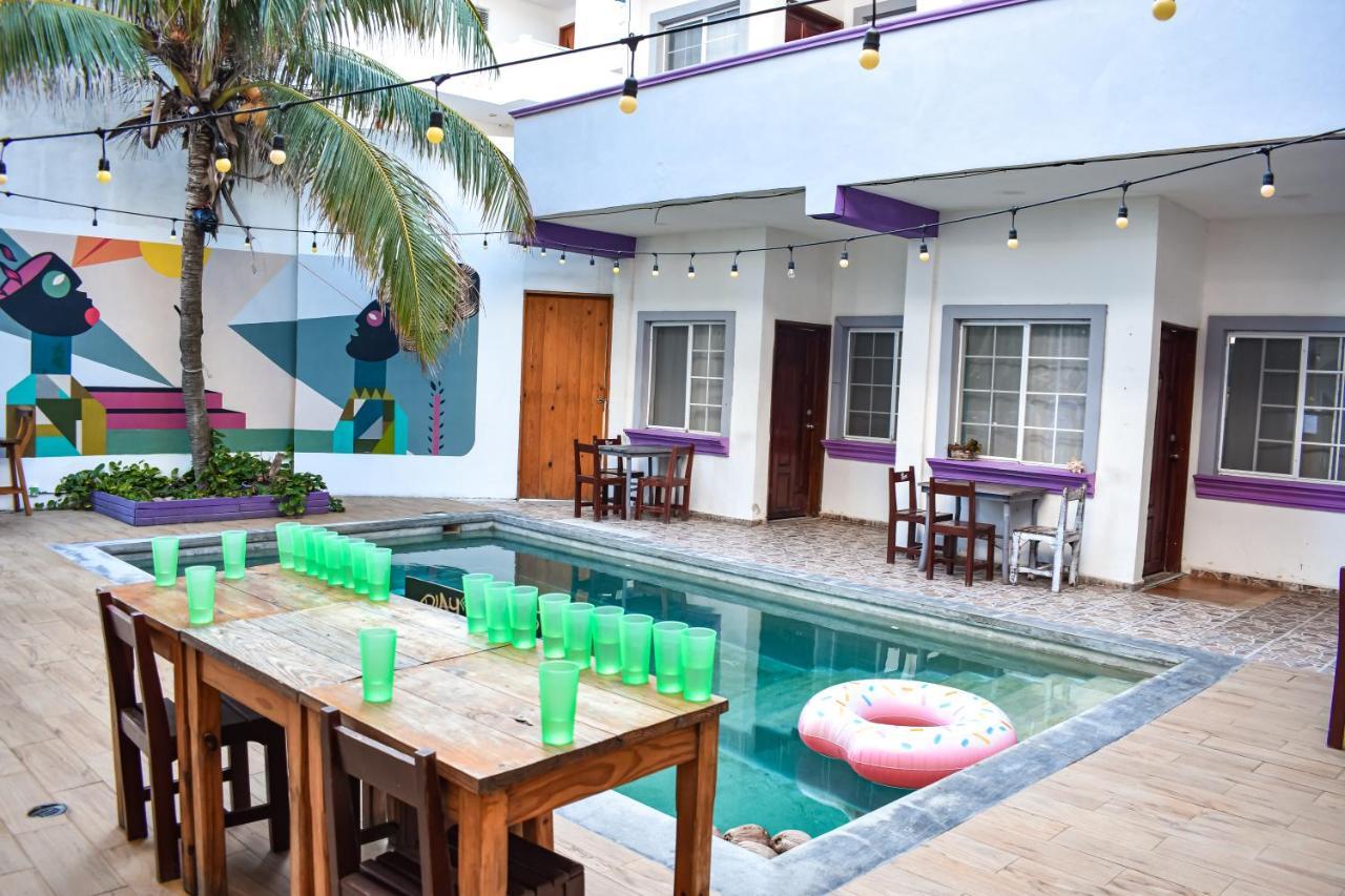Les Trois Singes - Friendly Hostel Исла Мухерес Екстериор снимка