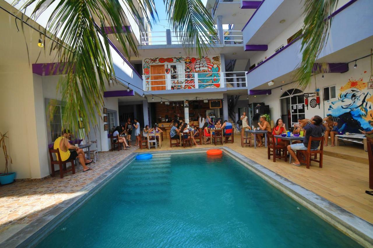 Les Trois Singes - Friendly Hostel Исла Мухерес Екстериор снимка